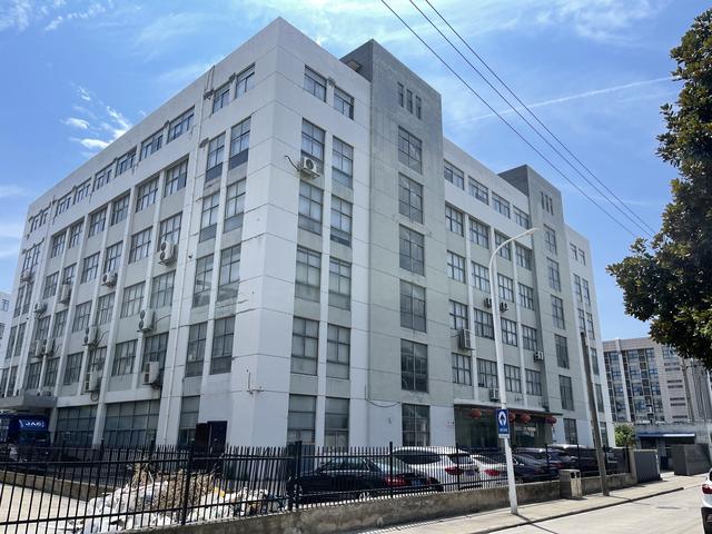 1.3亿元厂房被1元钱拍卖1.8万元成交,法院叫停,发生了什么