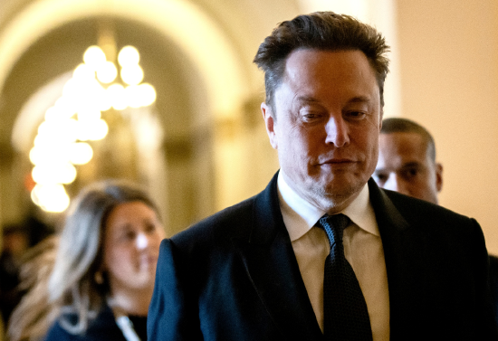 马斯克特朗普举行超2小时直播对话 覆盖美国经济、电动汽车等热门议题